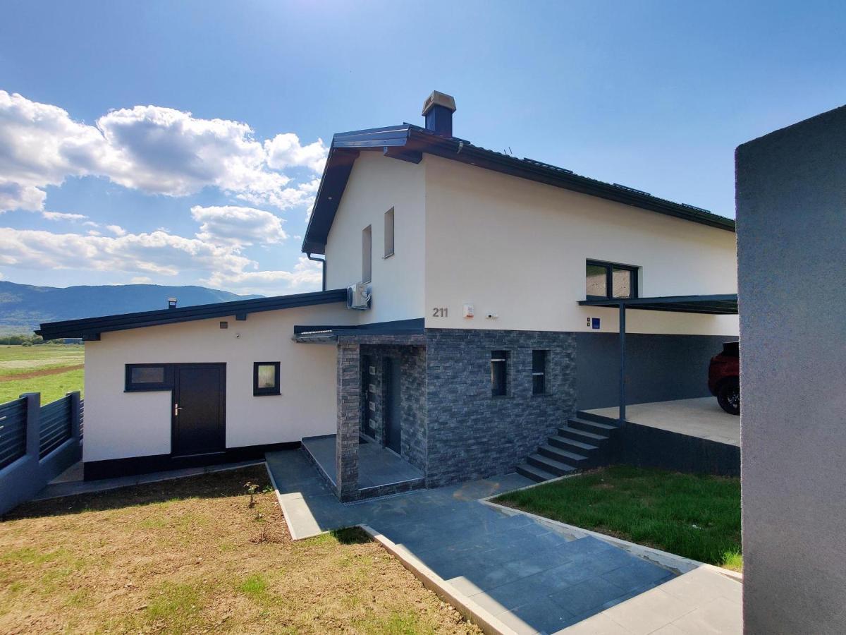 Villa Biser Gacke Sinac Экстерьер фото