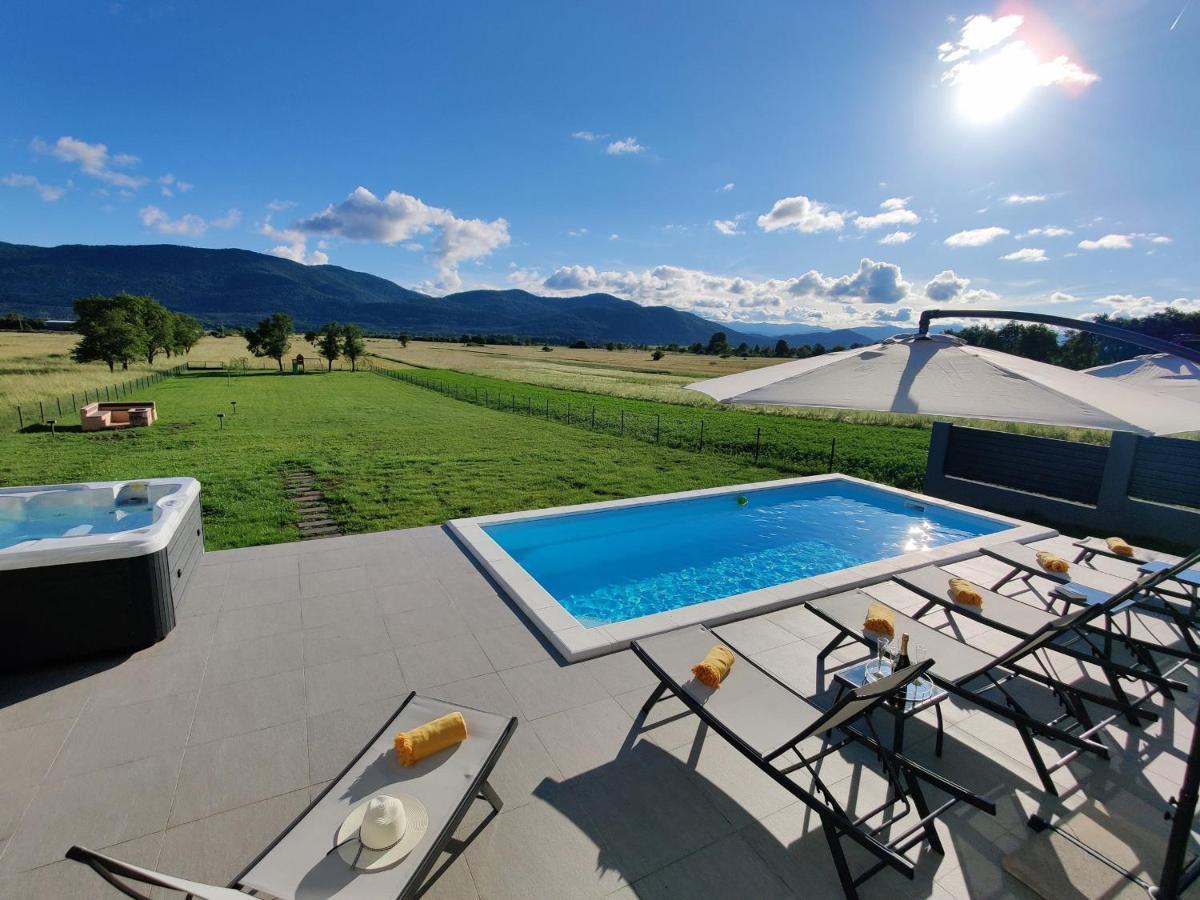 Villa Biser Gacke Sinac Экстерьер фото