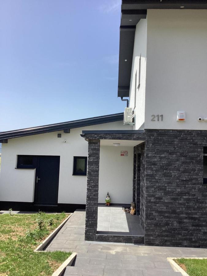 Villa Biser Gacke Sinac Экстерьер фото