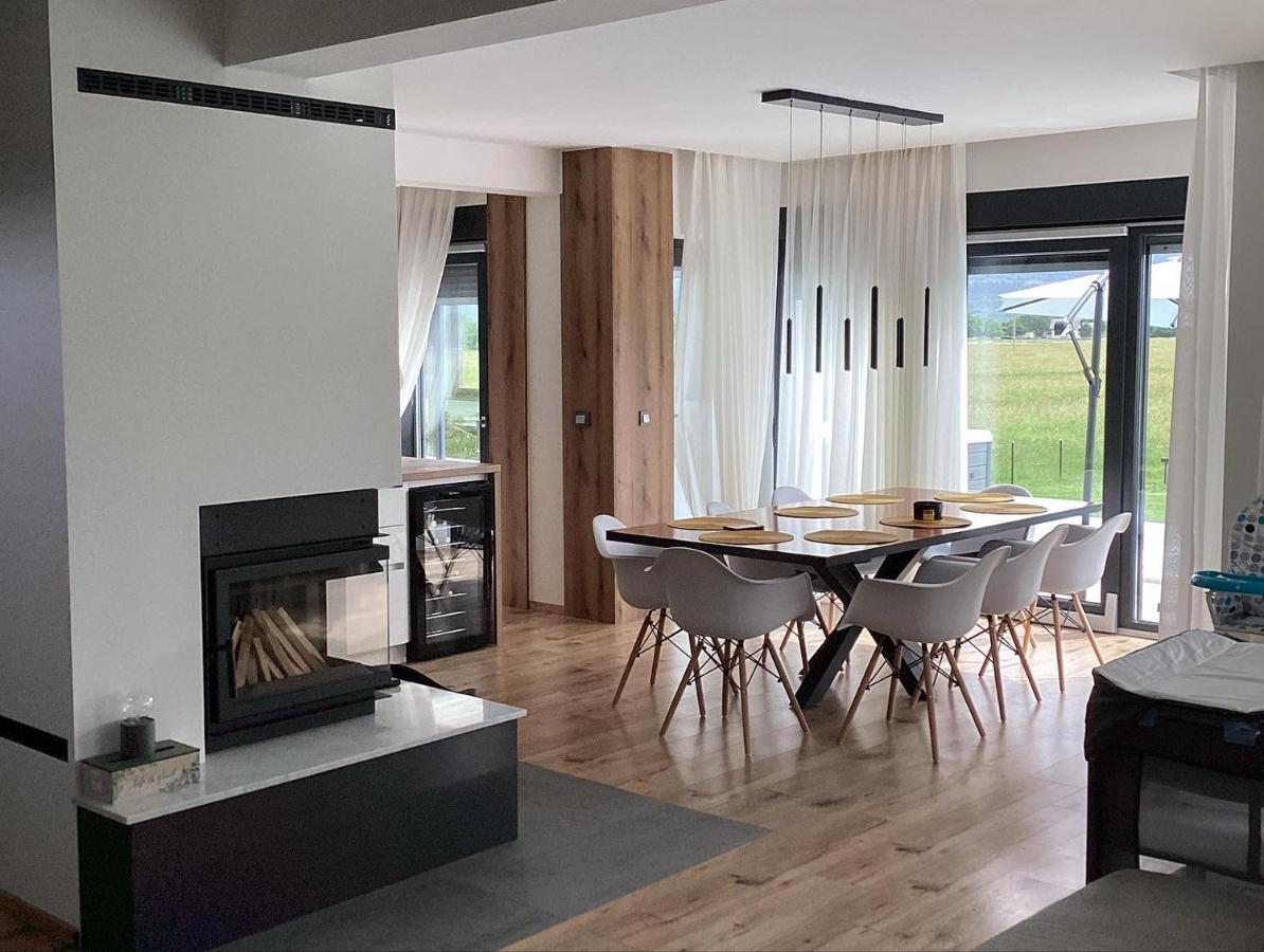 Villa Biser Gacke Sinac Экстерьер фото