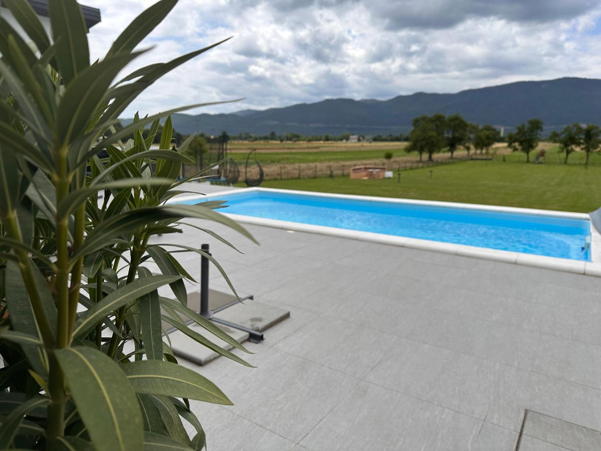 Villa Biser Gacke Sinac Экстерьер фото